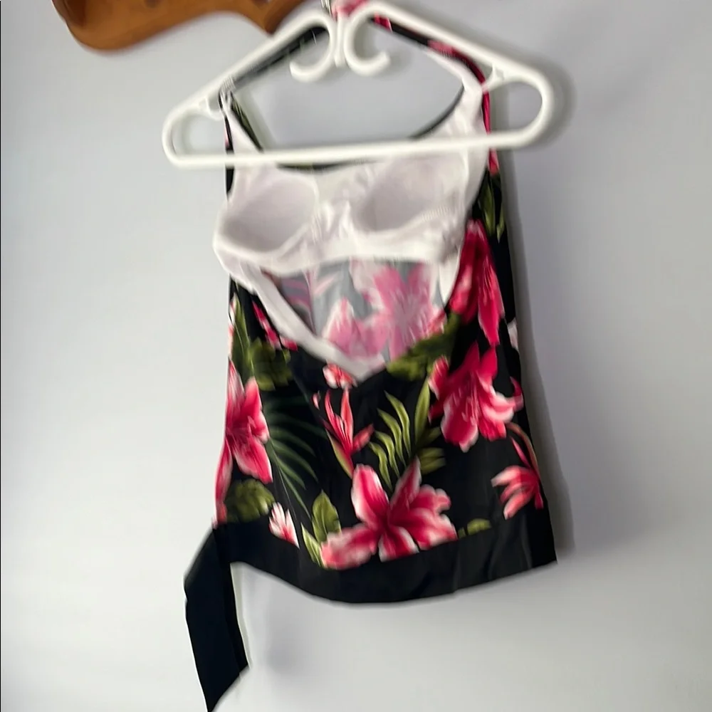 Caribbean Joe Black and Pink Floral Asymmetrical Side Tie Tankini - Picture 2 of 9